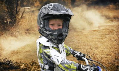 kids dirt bike helmet